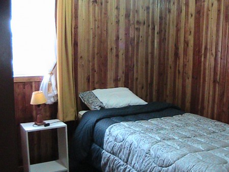 Dormitorio 2, cama nido (Bedroom 2, trundle bed/ truckle bed)